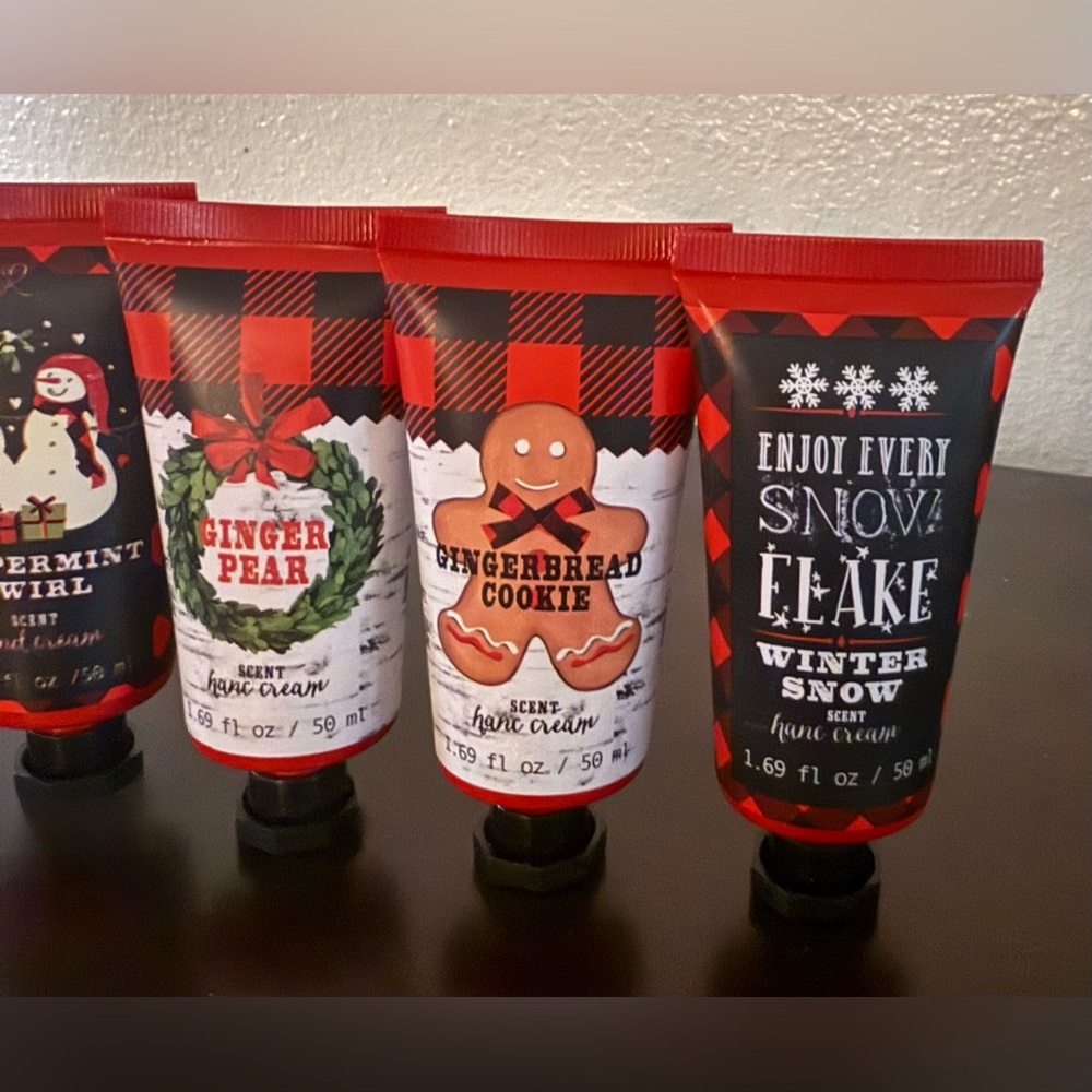Holiday Hand Cream Gift Set Peppermint Swirl Gingerbread Ginger Pear Winter Snow - Picture 3 of 4